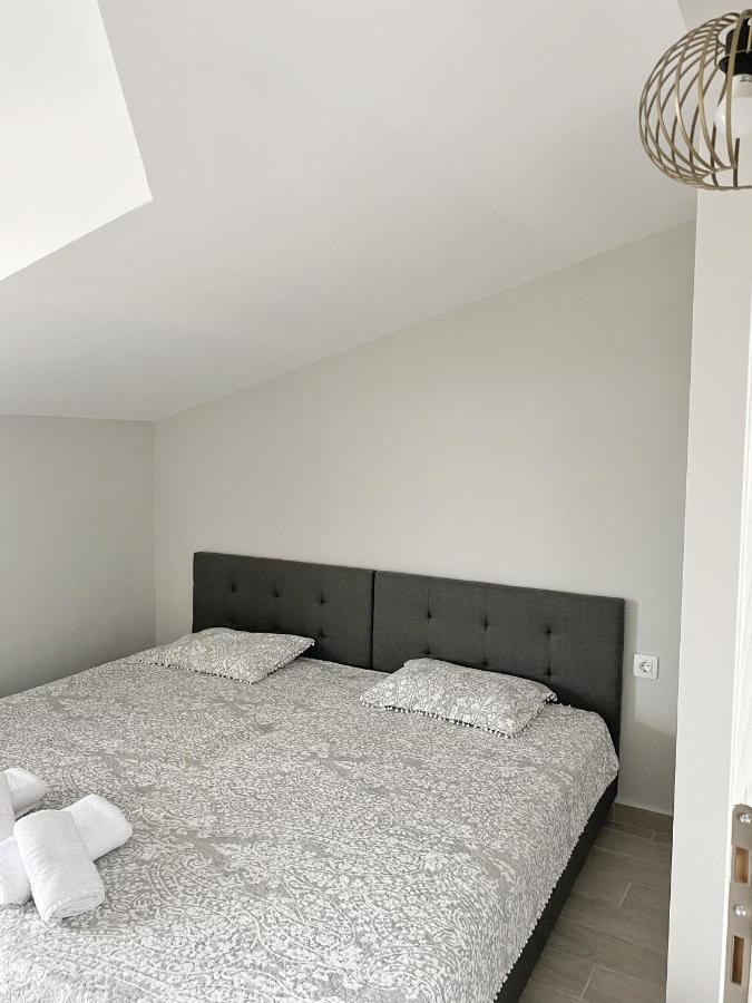 Delia Apartments Pefkochori Ngoại thất bức ảnh