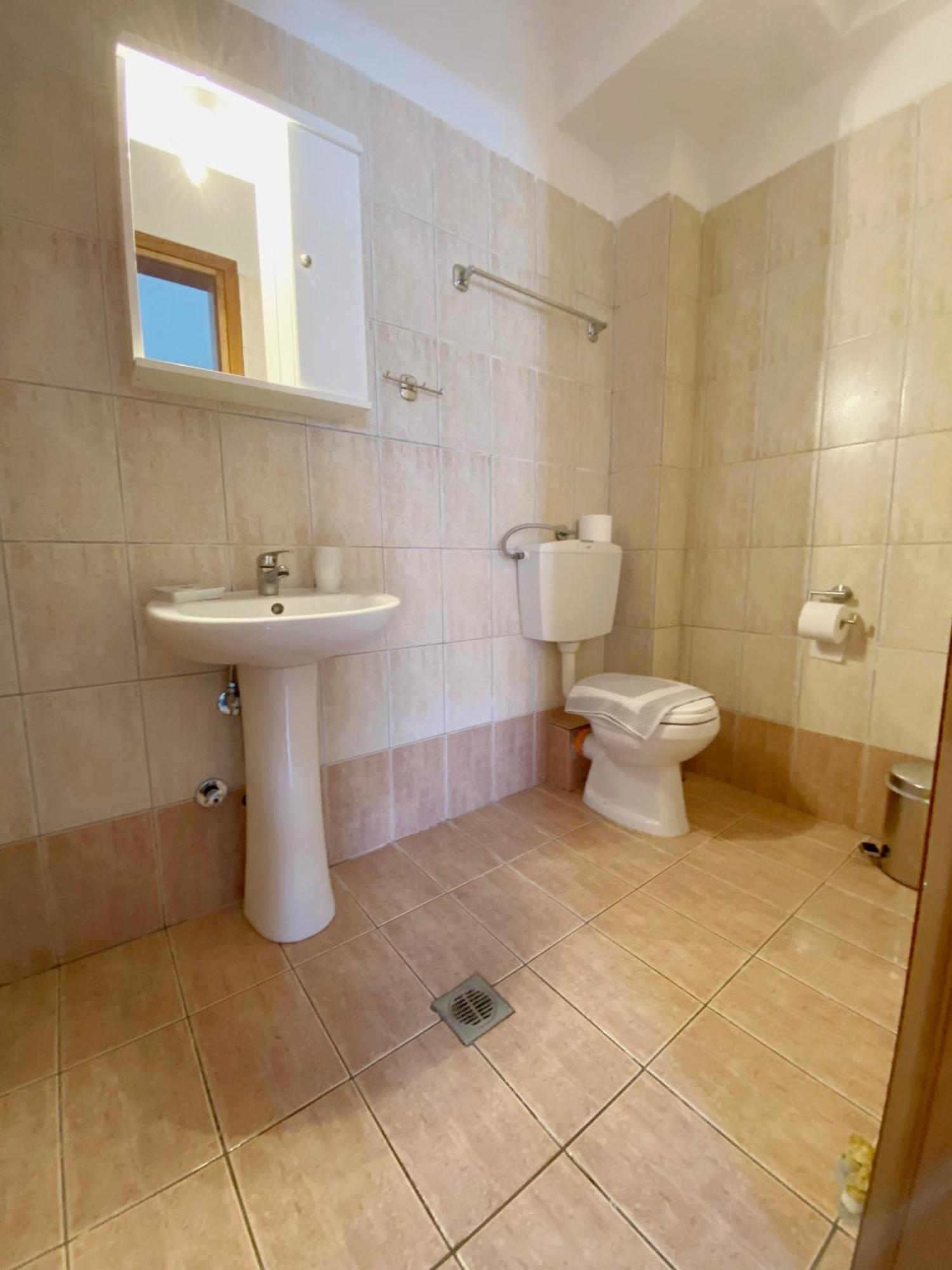 Delia Apartments Pefkochori Ngoại thất bức ảnh